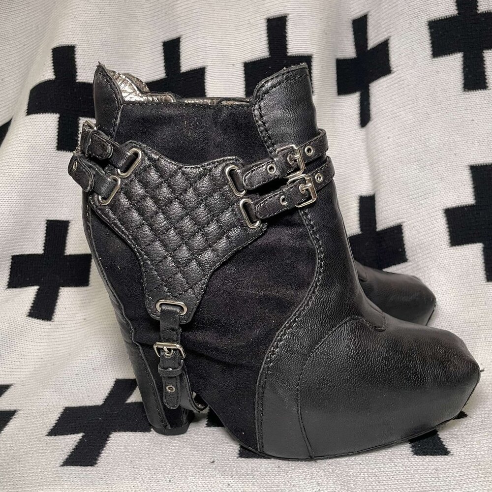 Sam Edelman “Zoe” Black Leather & Suede Wedge Boots – Size 6.5